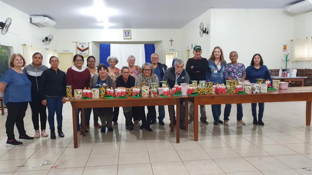 Realização de oficinas promove reutilização, reaproveitamento e reciclagem de materiais, além da des